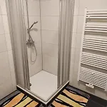 Lejlighed Md- Bukau, Fewo, City, Chic, Erdgeschoss, Bestpreis- Leistung, Fuer 1-5 Personen, 1 Dreibettzimmer, 1 Doppelzimmer 79 Qm , Kueche, Bad Magdeburg