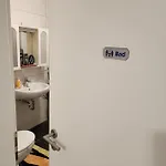 Md- Bukau, Fewo, City, Chic, Erdgeschoss, Bestpreis- Leistung, Fuer 1-5 Personen, 1 Dreibettzimmer, 1 Doppelzimmer 79 Qm , Kueche, Bad Lejlighed Magdeburg