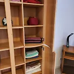 Md- Bukau, Fewo, City, Chic, Erdgeschoss, Bestpreis- Leistung, Fuer 1-5 Personen, 1 Dreibettzimmer, 1 Doppelzimmer 79 Qm , Kueche, Bad Lejlighed Magdeburg