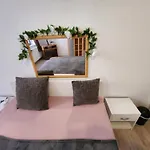 Lejlighed Md- Bukau, Fewo, City, Chic, Erdgeschoss, Bestpreis- Leistung, Fuer 1-5 Personen, 1 Dreibettzimmer, 1 Doppelzimmer 79 Qm , Kueche, Bad Magdeburg