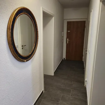 Md- Bukau, City, Chic, Erdgeschoss, Bestpreis- Leistung, Fuer 1-5 Personen, 1 Dreibettzimmer, 1 Doppelzimmer 79 Qm , Kueche, Bad Appartement