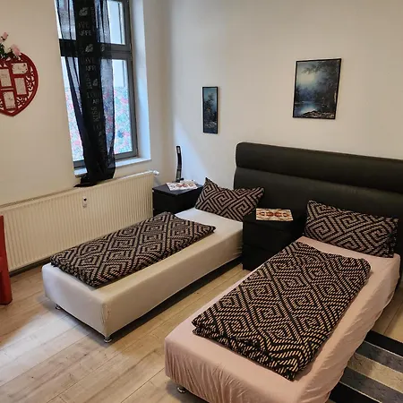 Md- Bukau, Fewo, City, Chic, Erdgeschoss, Bestpreis- Leistung, Fuer 1-5 Personen, 1 Dreibettzimmer, 1 Doppelzimmer 79 Qm , Kueche, Bad Magdeburg
