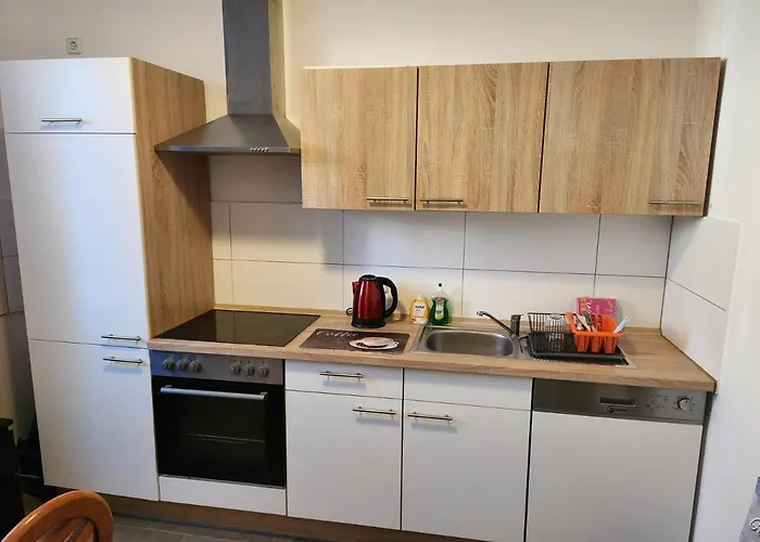 Md- Bukau, City, Chic, Erdgeschoss, Bestpreis- Leistung, Fuer 1-5 Personen, 1 Dreibettzimmer, 1 Doppelzimmer 79 Qm , Kueche, Bad Magdeburg