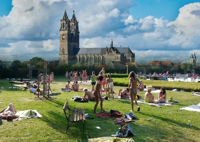 Md- Bukau, Fewo, City, Chic, Erdgeschoss, Bestpreis- Leistung, Fuer 1-5 Personen, 1 Dreibettzimmer, 1 Doppelzimmer 79 Qm , Kueche, Bad Magdeburg