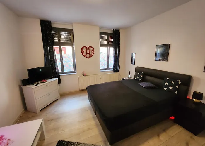 Md- Bukau, Fewo, City, Chic, Erdgeschoss, Bestpreis- Leistung, Fuer 1-5 Personen, 1 Dreibettzimmer, 1 Doppelzimmer 79 Qm , Kueche, Bad Magdeburg