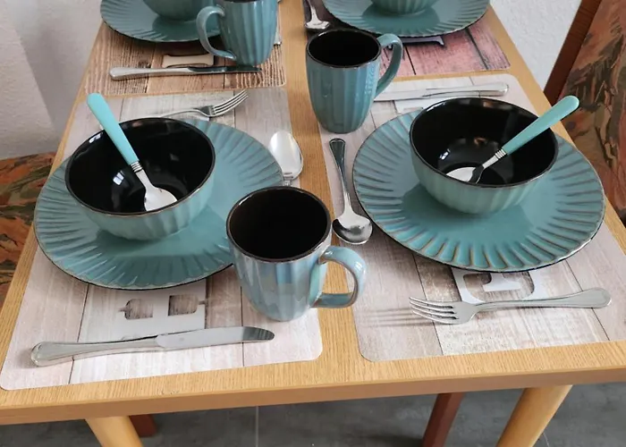 Apartament Md- Bukau, Fewo, City, Chic, Erdgeschoss, Bestpreis- Leistung, Fuer 1-5 Personen, 1 Dreibettzimmer, 1 Doppelzimmer 79 Qm , Kueche, Bad Magdeburg